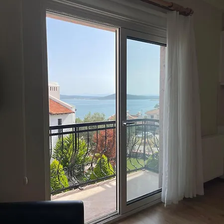 아파트 Maison Edina - Cunda Ayvalı
